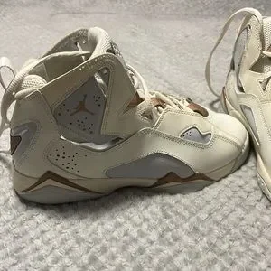 Jordan | Shoes | Jordan Flights Never Worn | Poshmark display picture 3